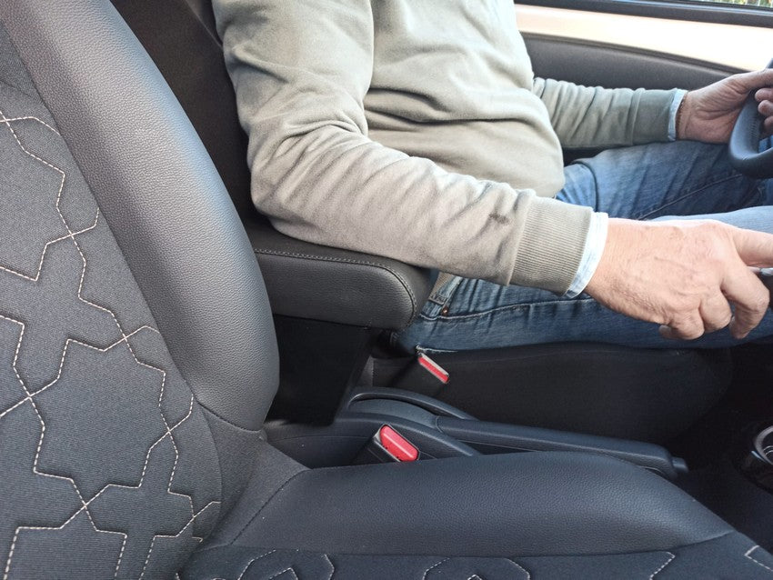 Accoudiur pour Toyota Aygo X