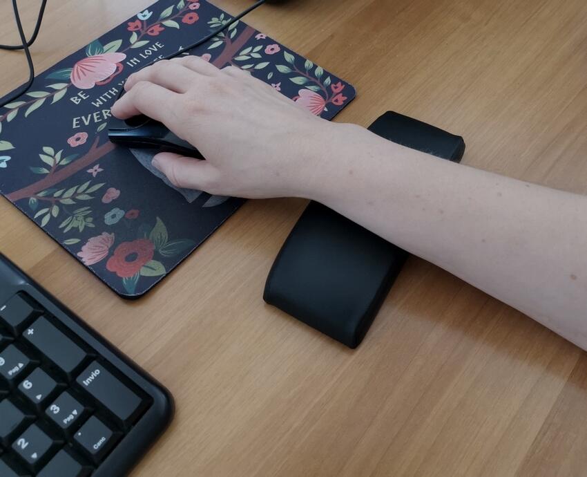 Appoggia ginocchio - cuscino morbido - appoggia polso per mouse