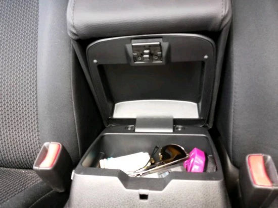 Nissan Terrano 2 additional armrest - invisible fitting