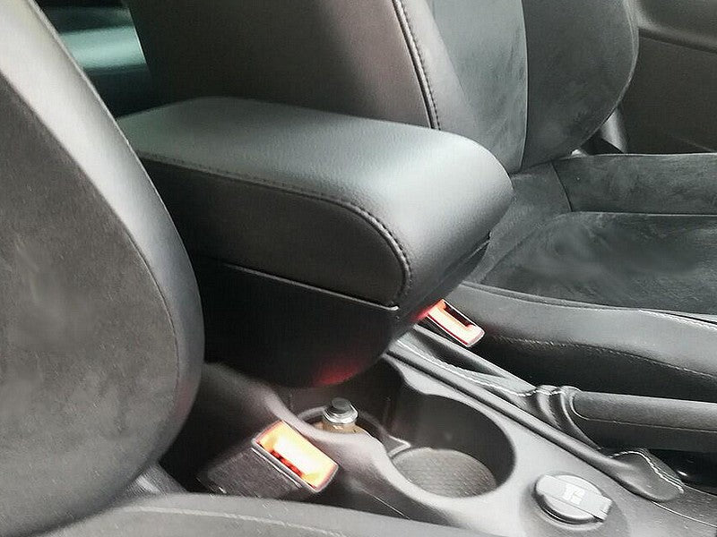 Alfa Romeo Giulietta armrest mod. SPORT
