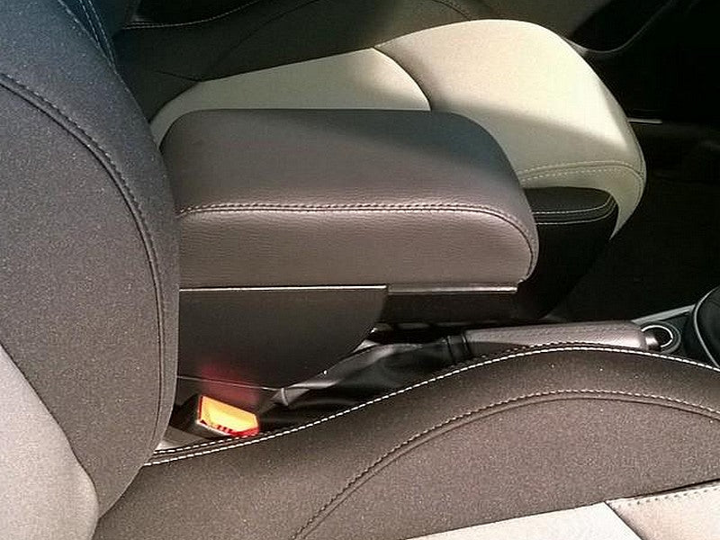 Alfa Romeo Mito (2014-2018) armrest