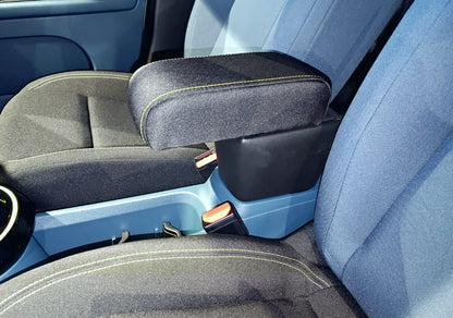 Fiat Grande Panda - armrest