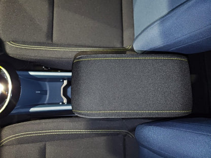 Fiat Grande Panda - armrest