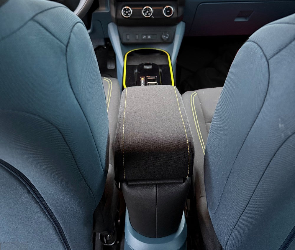 Fiat Grande Panda - armrest