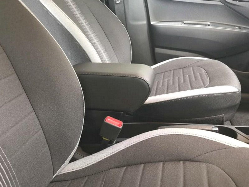 Hyundai i10 (dal 2019) - bracciolo - installazione ad incastro