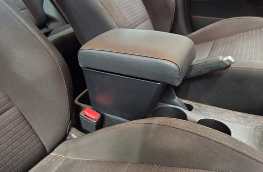Hyundai Bayon armrest
