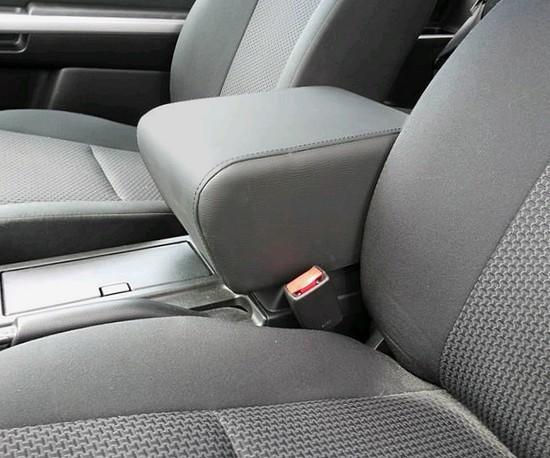 Suzuki Grand Vitara (2006-2014) 3 puertas apoyabrazos - instalación invisible