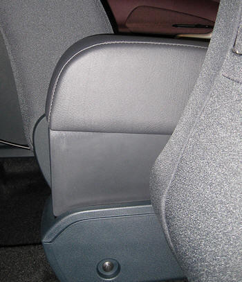 Ford Fiesta (2009-2016) apoio de braco - instalação invisível