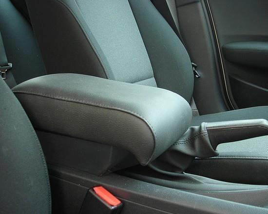 BMW Series 1 E81 and E87 armrest - invisible fitting