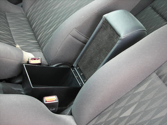 Ford Focus (2002-2004) Mittelarmlehne - unsichtbare Montage