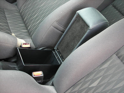 Ford Focus (2002-2004) Mittelarmlehne - unsichtbare Montage