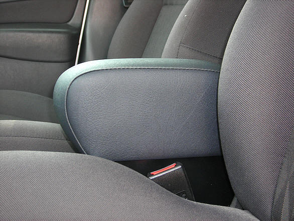 Ford Focus (2002-2004) Mittelarmlehne - unsichtbare Montage