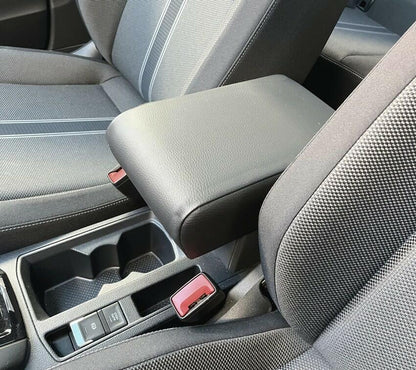 フォルクスワーゲン T-Rocアームレスト - 目に見えないインスタレーション