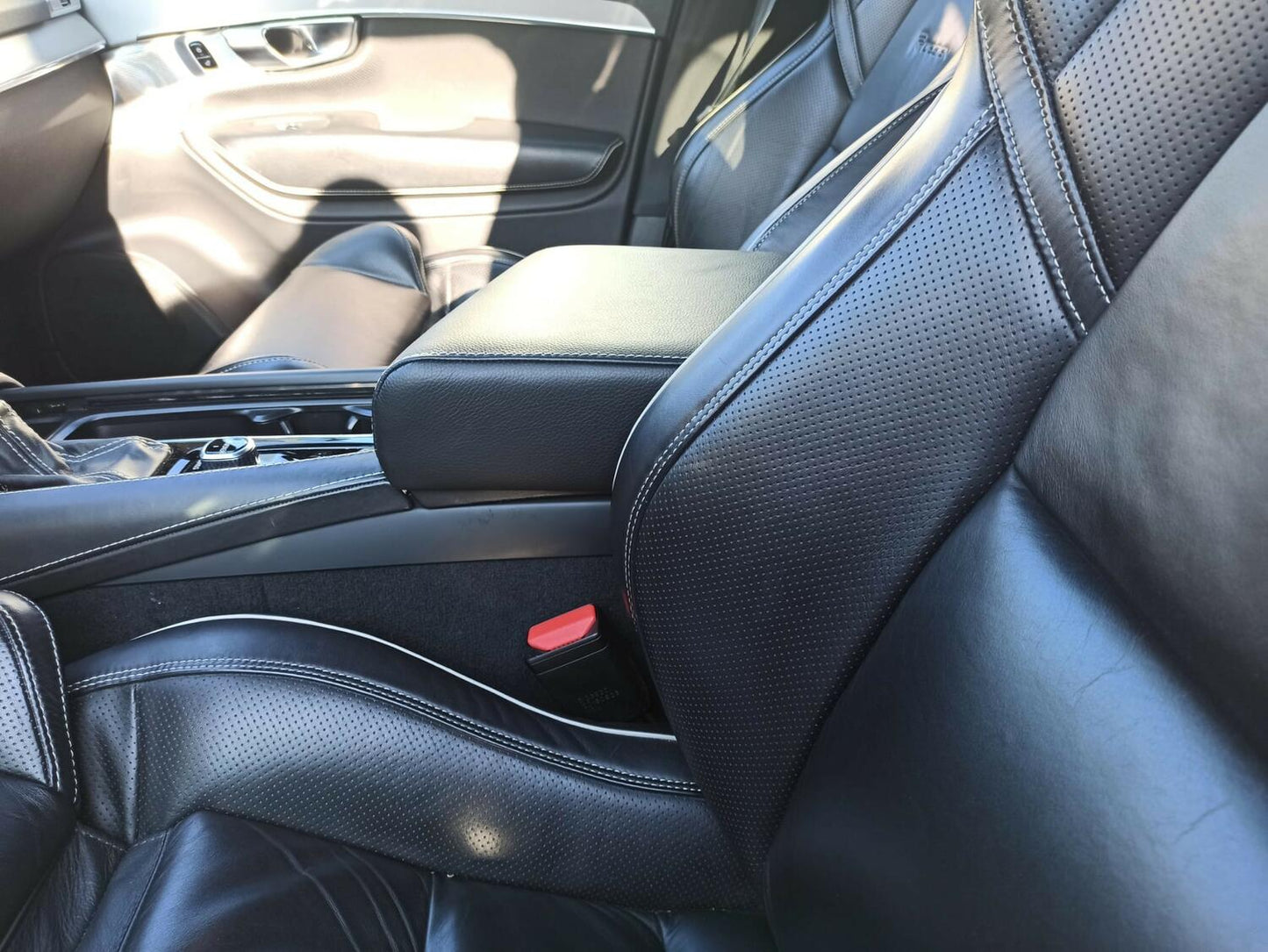 Volvo XC90 desde 2015 apoio de braco adicional -instalação por encaixe