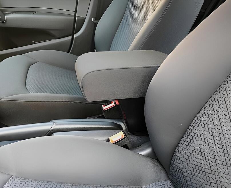 Audi A1 (2010-2018) - υποβραχιόνιο - εγκατάσταση χωρίς τρύπες