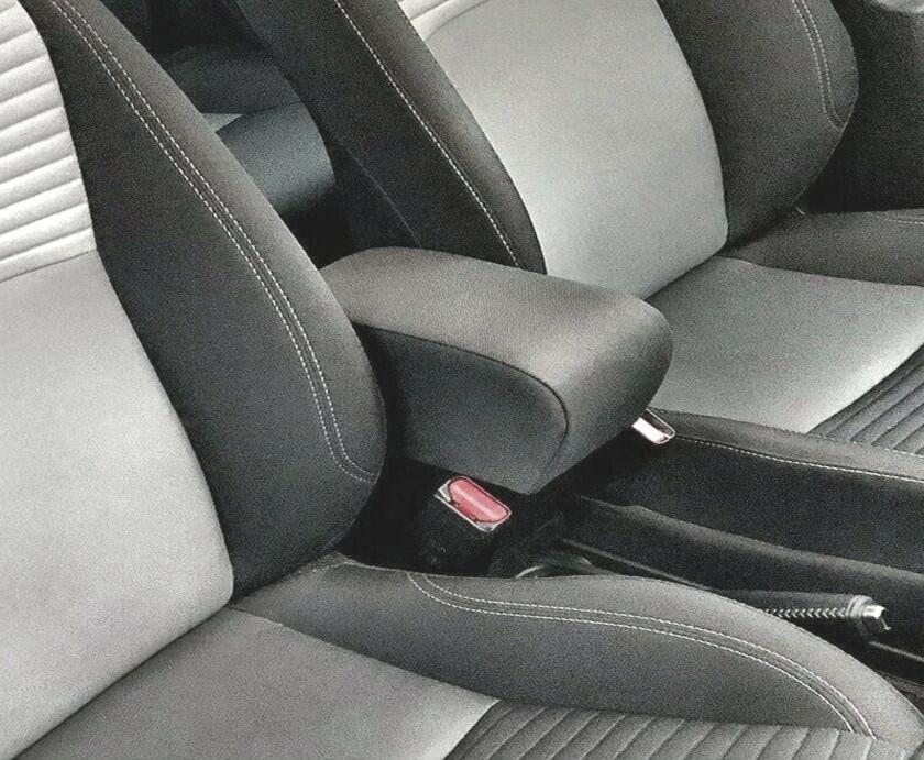 Toyota Yaris - Hybrid 2015-2020 υποβραχιόνιο -Σύστημα σύνδεσης plug-in