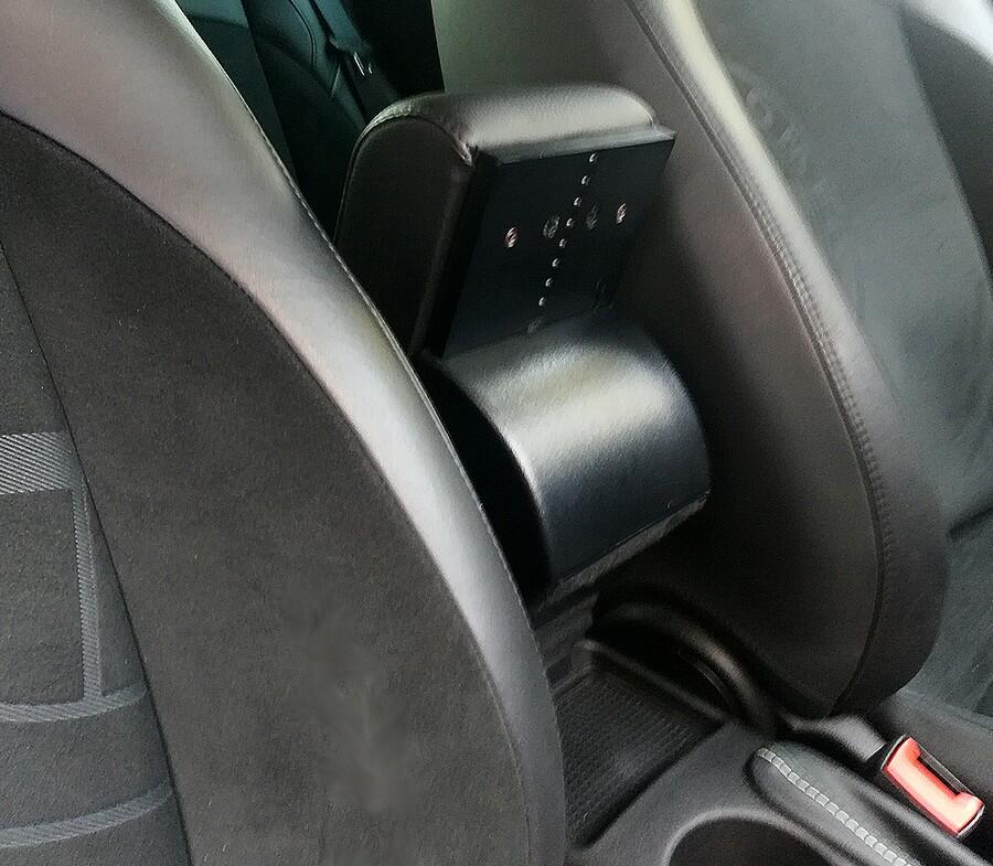 Alfa Romeo Giulietta armrest mod. SPORT