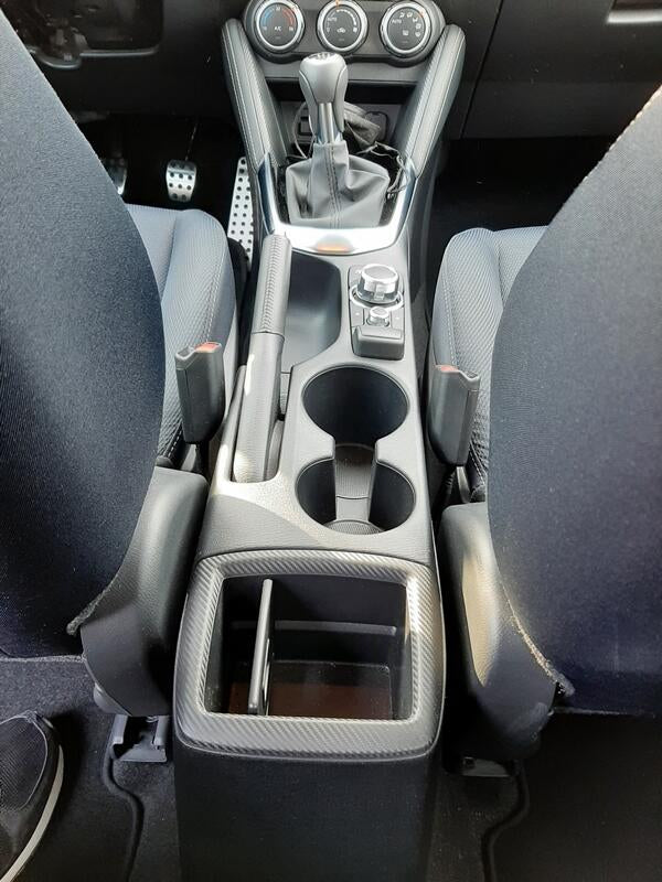 Mazda CX-3 e Mazda 2 (3 serie DJ dal 2014) bracciolo