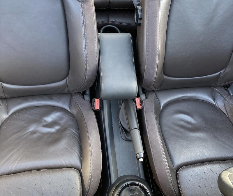 Mini F56 en F57 sinds 2014 3 deuren armsteun - installatie onzichtbare