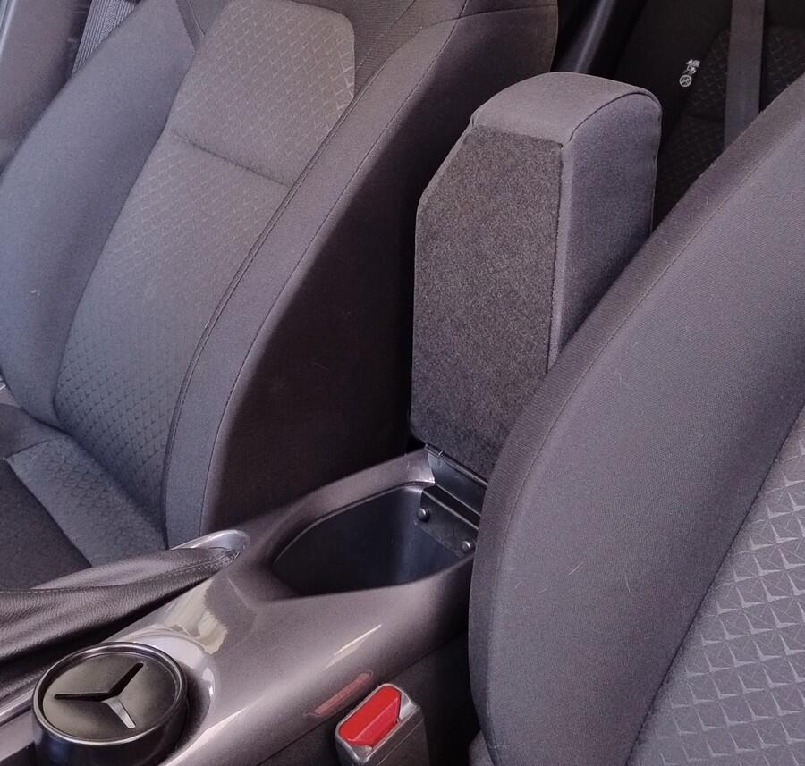 Nissan Juke F16 (dal 2019) bracciolo