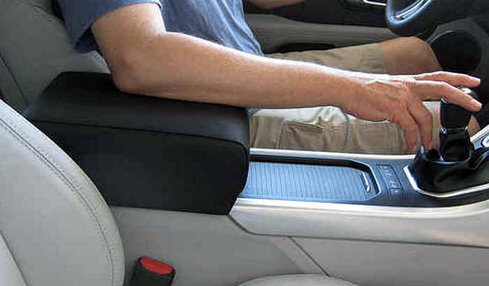 Range Rover Evoque (2011-2018) επιπλέον υποβραχιόνιο - Σύστημα σύνδεσης plug-in