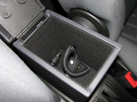 Lancia Musa υποβραχιόνιο - αόρατη εγκατάσταση