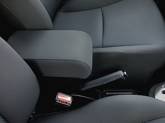 Toyota Yaris e Yaris Hybrid (2012-2014) bracciolo